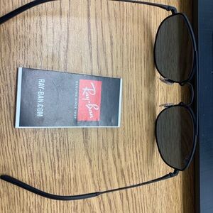 Rayban Aviators black